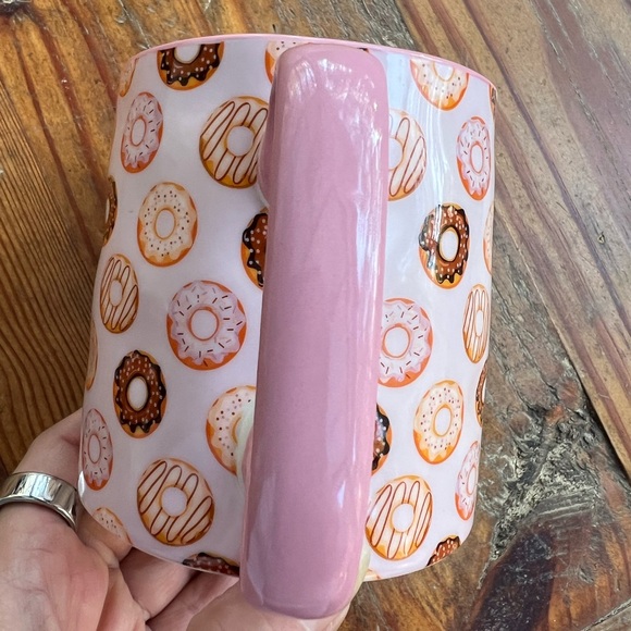 NWT 10 STRAWBERRY STREET Doughnut Donut Pink Coffee Tea Ceramic Mug New - Picture 5 of 6